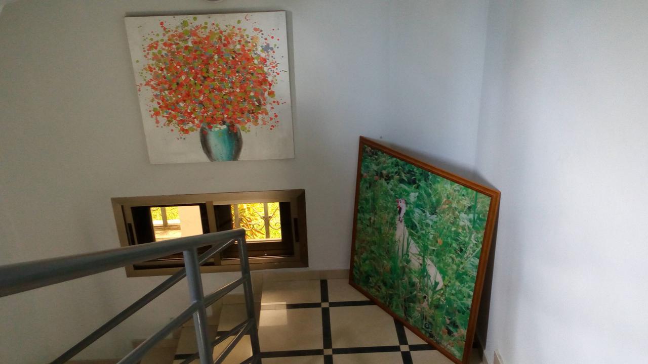Hotel Djigui Abidjan Bagian luar foto